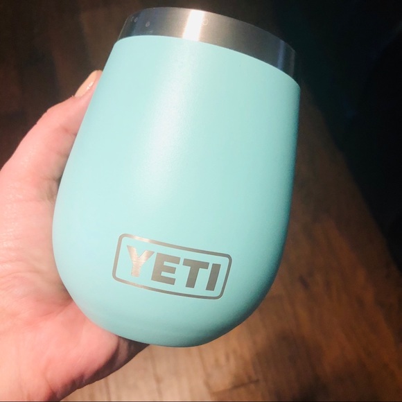 Yeti Rambler 10ox Wine 🍷 Cup Seafoam Blie - Picture 3 of 6